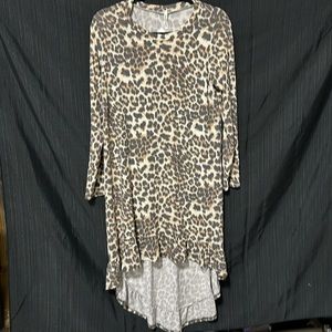 Now & Forever brand / Animal print hi lo dress / Size S / S-46